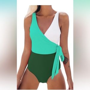 CUPSHE Women's One Piece Swimsuit Wrap Color Block Tie Side Bathing Suit